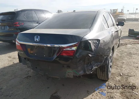 2017 Honda Accord Ex z USA, uszkodzony, nr VIN 1HGCR2F77HA183939